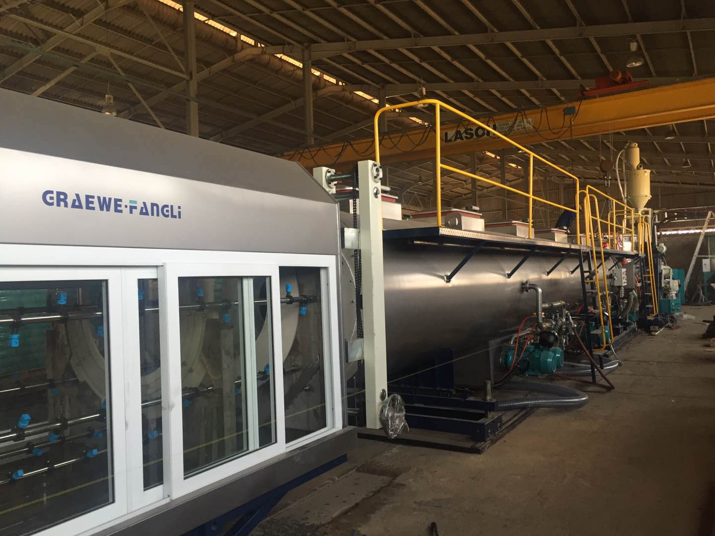 ပလပ်စတစ်ထုတ်ယူခြင်း၏အဓိကစက်၏မတည်ငြိမ်သောလက်ရှိကိုဖြေရှင်းရန်အစီအမံများ