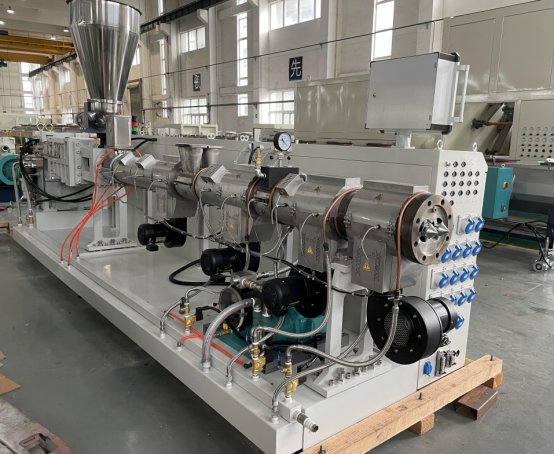 ပလတ်စတစ်ပိုက်ထုတ်ယူမှုလိုင်းကိုဖြစ်ပေါ်စေသောအရာများ